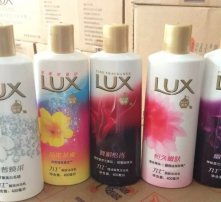 高清图片中的服装艺术与商业价值